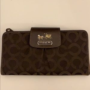 Coach wallet